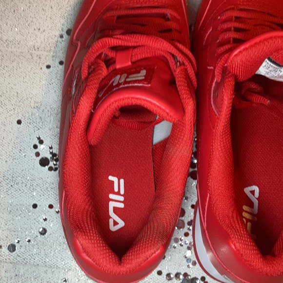 Fila athletic shoes - Picture 15 of 16
